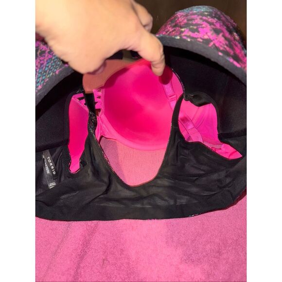 Plus size set of 2 Torrid bras size 42DDD - Picture 8 of 8